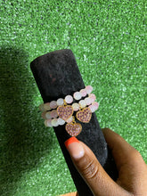 Cargar imagen en el visor de la galería, Pink Heart Charm Bracelets
