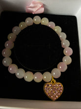 Cargar imagen en el visor de la galería, Pink Heart Charm Bracelets
