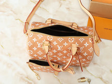 Load image into Gallery viewer, L - Pillow Crossbody Colors bags
