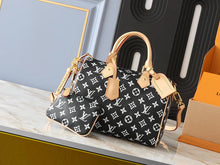 Load image into Gallery viewer, L - Pillow Crossbody Colors bags
