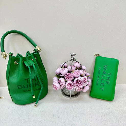 Mj Bucket and Wallet Set