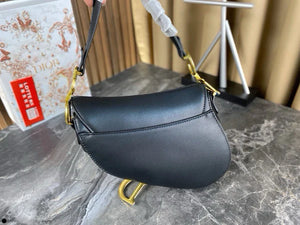 D Sling Bag Black