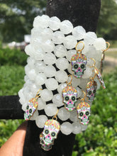 Load image into Gallery viewer, Clear Glow in Dark Skull Bracelet
