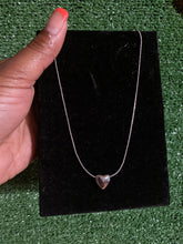 Cargar imagen en el visor de la galería, Mini Puff Heart Pendant Snake Chain
