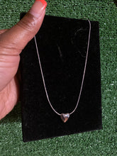 Cargar imagen en el visor de la galería, Mini Puff Heart Pendant Snake Chain
