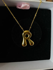 Letter R 18k Gold