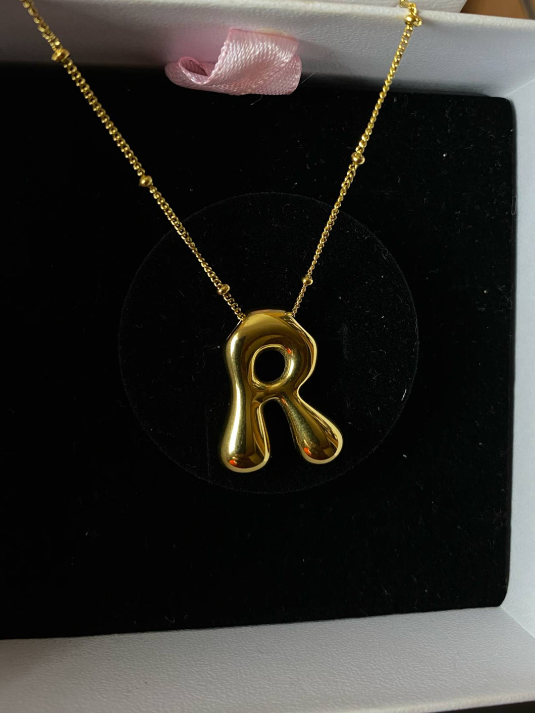 Letter R 18k Gold