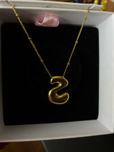 Cargar imagen en el visor de la galería, Letter S Gold 18k
