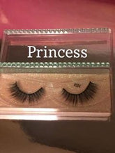 Load image into Gallery viewer, Buy 1 get 1 Free Mink Eyelashes 3D
