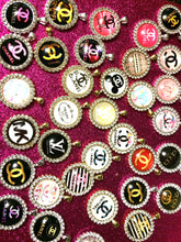 Load image into Gallery viewer, Small Keychains and lipgloss
