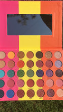 Load image into Gallery viewer, 35 color Eye shadow Palettes
